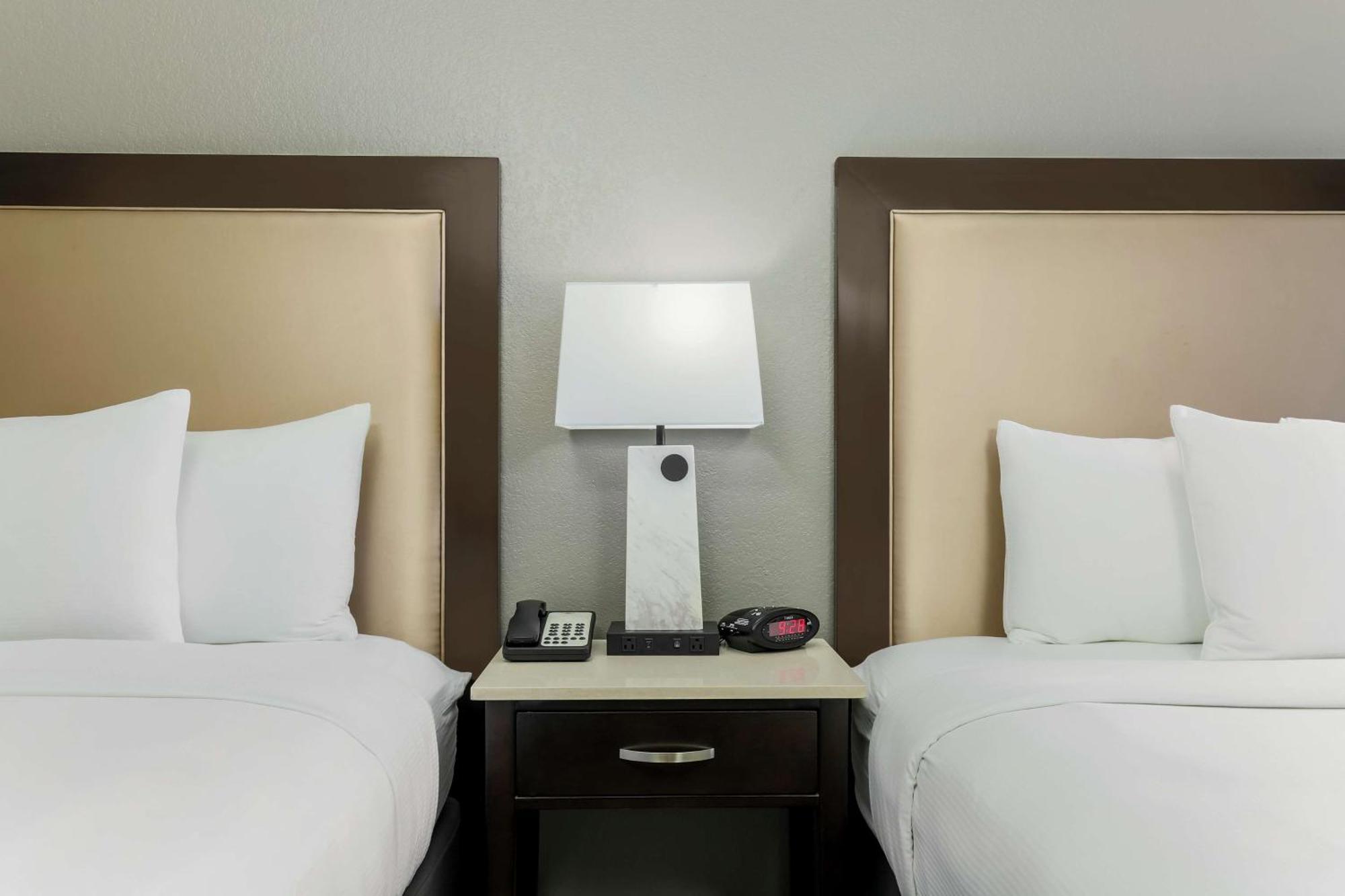 Doubletree By Hilton Austin-University Area Exterior foto