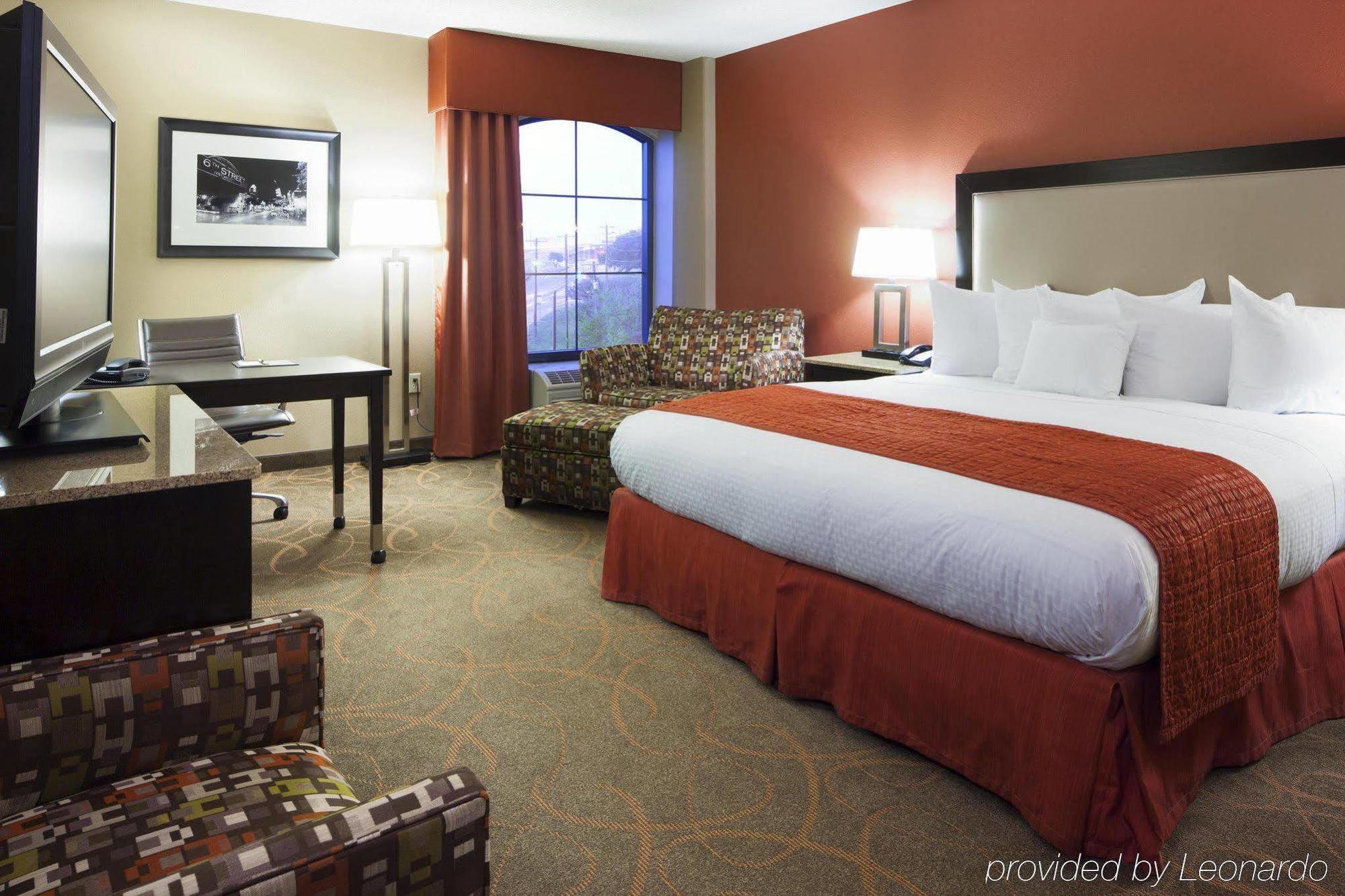 Doubletree By Hilton Austin-University Area Exterior foto